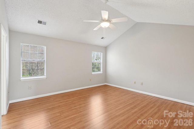 7334 Reynard Lane, Charlotte, NC 28215