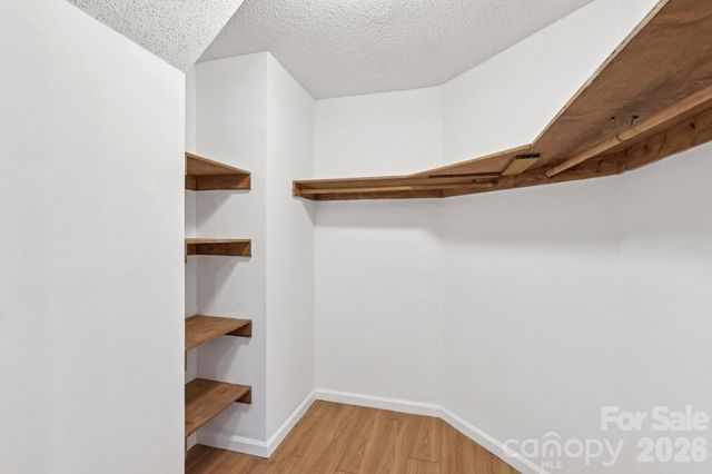 7334 Reynard Lane, Charlotte, NC 28215