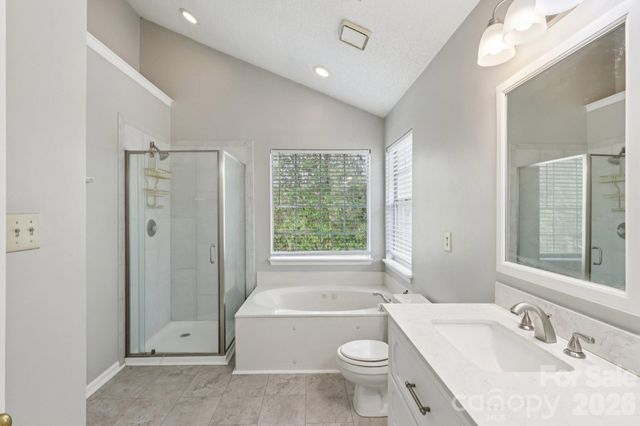 7334 Reynard Lane, Charlotte, NC 28215