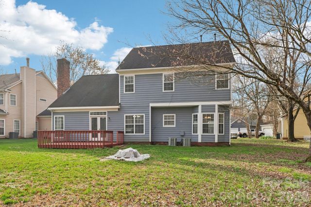 7334 Reynard Lane, Charlotte, NC 28215