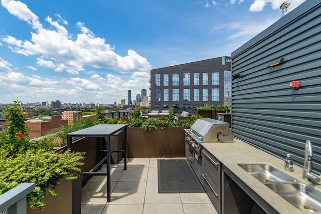 32 Traveler Street 212, Boston, MA 02118