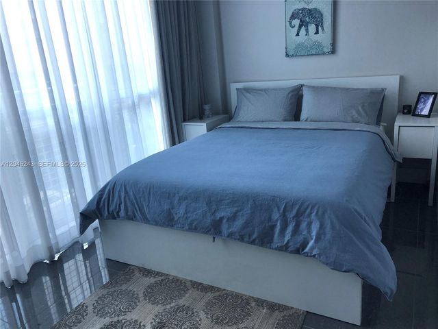 253 NE 2nd Street 218, Miami, FL 33132