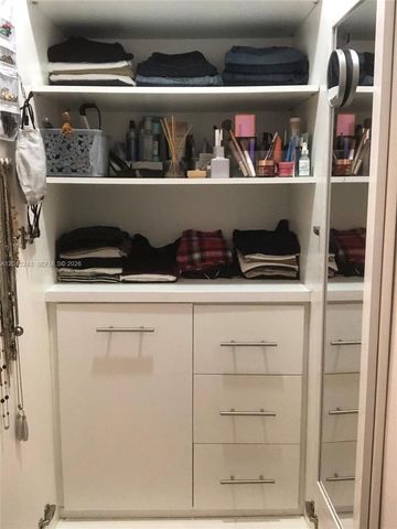 253 NE 2nd Street 218, Miami, FL 33132