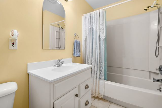 7376 Dunross Drive, Portage, MI 49024