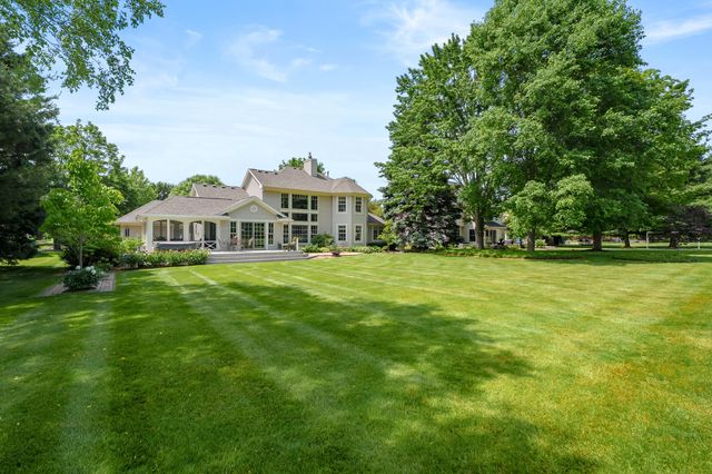 7376 Dunross Drive, Portage, MI 49024