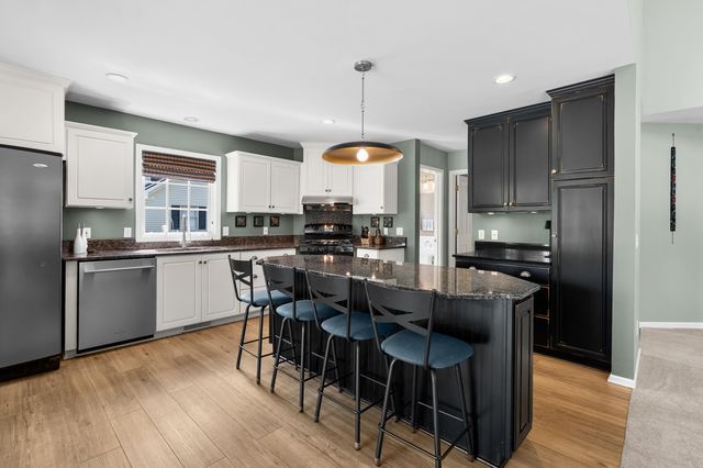 7376 Dunross Drive, Portage, MI 49024