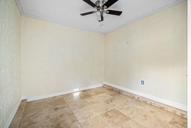 8411 Garden Gate Place, Boca Raton, FL 33433