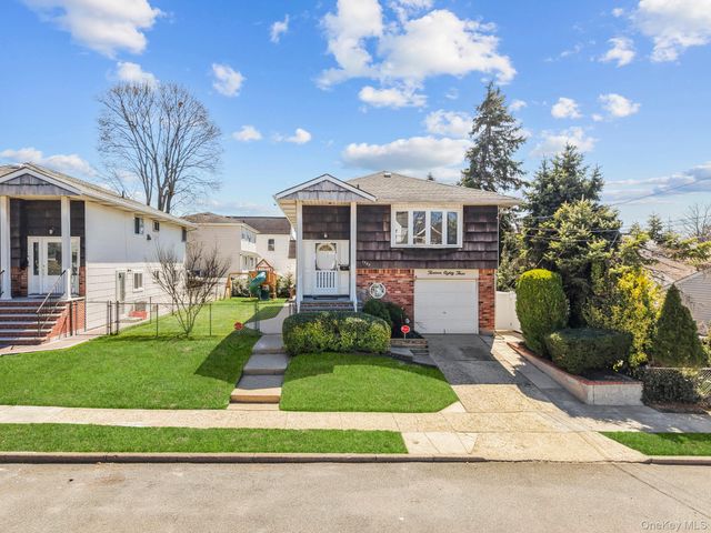1383 B Street, Elmont, NY 11003