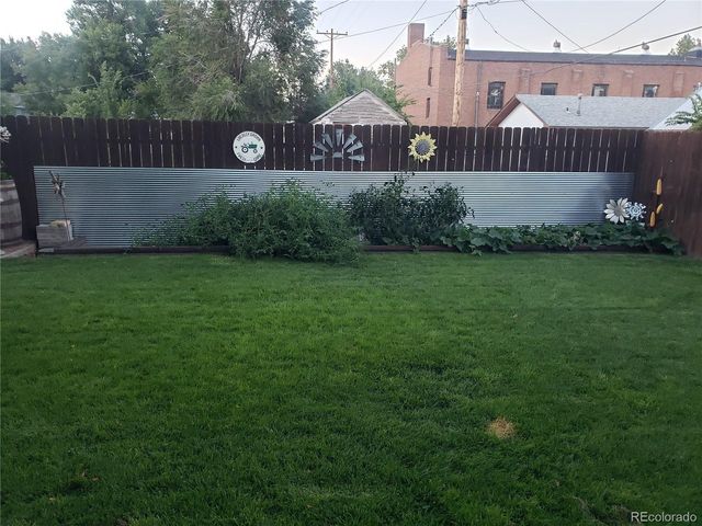 148 15th St, Burlington, CO 80807