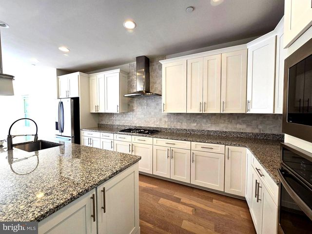1021 MUTUAL PL, Sandy Spring, MD 20860