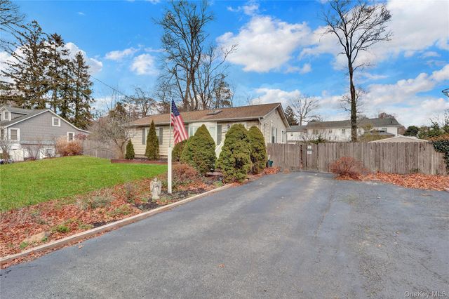 27 Kirby Lane, Ronkonkoma, NY 11779