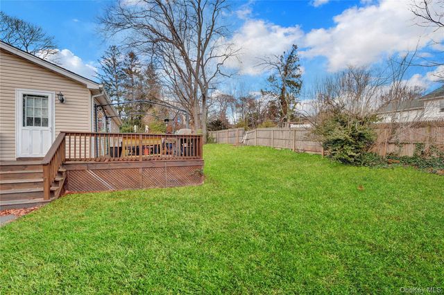 27 Kirby Lane, Ronkonkoma, NY 11779