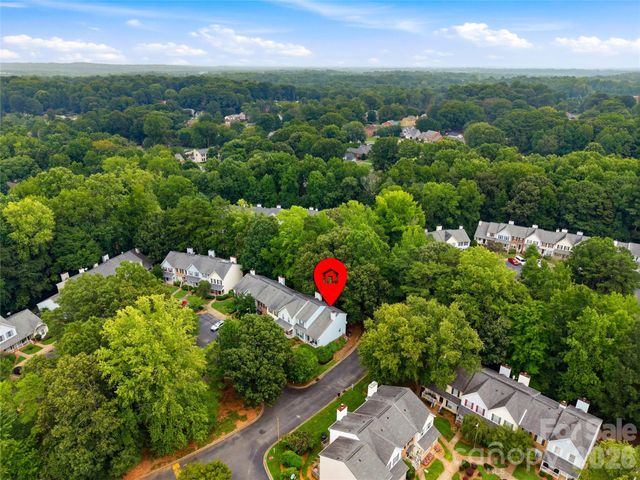 6355 Windsor Gate Lane, Charlotte, NC 28215