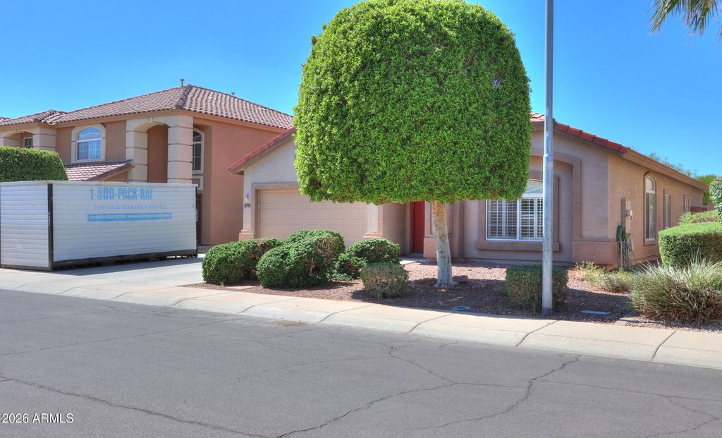 13944 N 158TH Lane, Surprise, AZ 85379 — photo 4