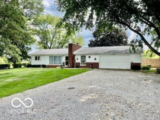 6587 W State Road 252, Edinburgh, IN 46124