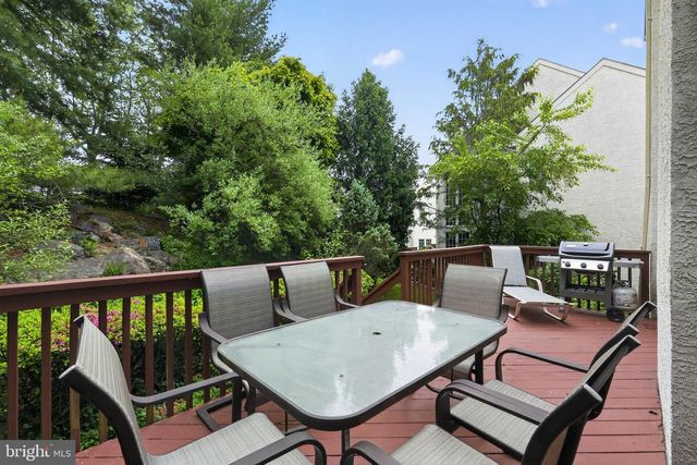 9 RIDGEVIEW RD, Newtown Square, PA 19073