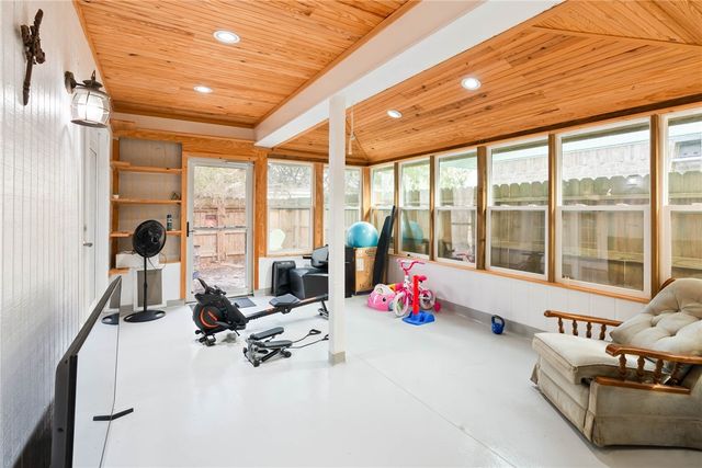 2130 Eastwind St, Ingleside, TX 78362