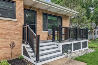 426 Concord Avenue, Fox River Grove, IL 60021