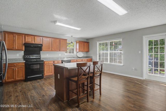 10600 Kentucky Cove, Vancleave, MS 39565