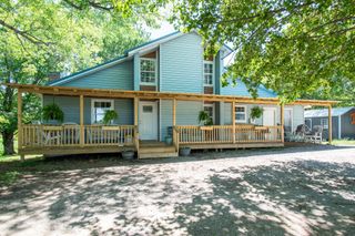 38 N Old Military Rd, Summertown, TN 38483