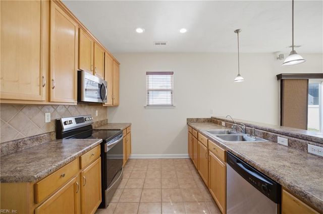 5205 Pughsville RD, Chesapeake, VA 23321