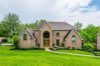 107 Brandywine Dr, Peters Twp, PA 15317
