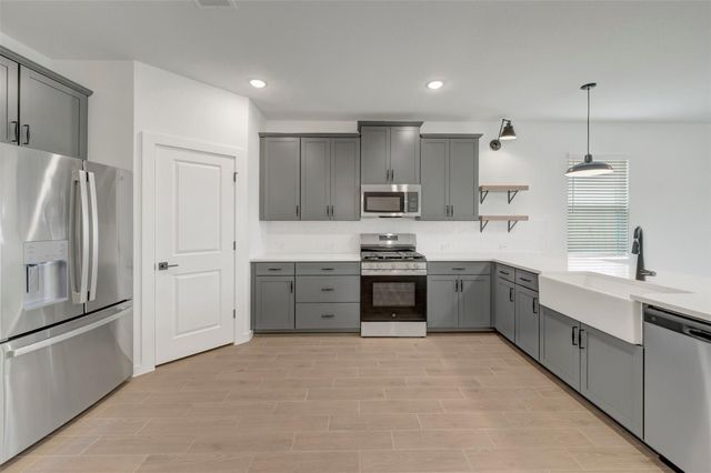 436 East Rose Marie Lane, Montgomery, TX 77356