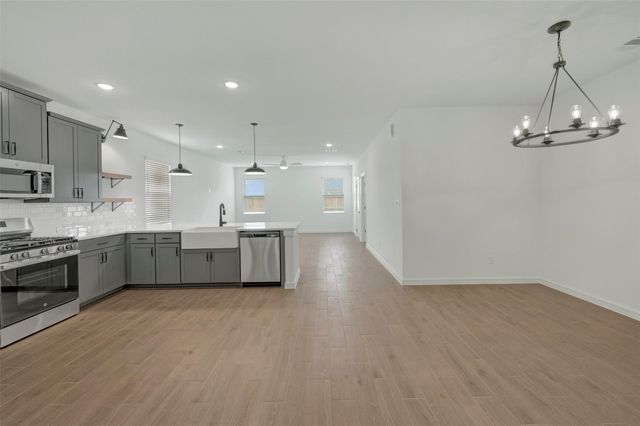 436 East Rose Marie Lane, Montgomery, TX 77356