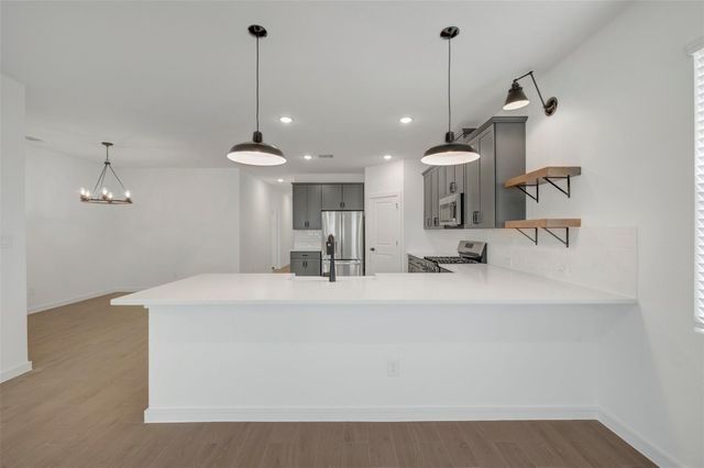 436 East Rose Marie Lane, Montgomery, TX 77356