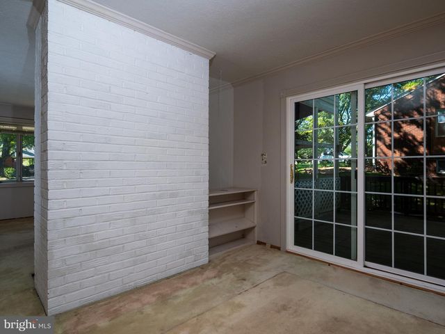 6108 EVERGLADES DR, Alexandria, VA 22312