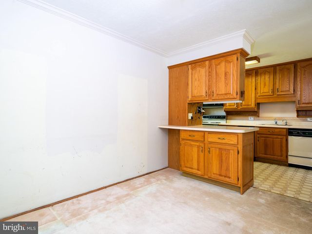 6108 EVERGLADES DR, Alexandria, VA 22312