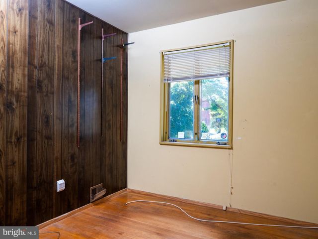 6108 EVERGLADES DR, Alexandria, VA 22312