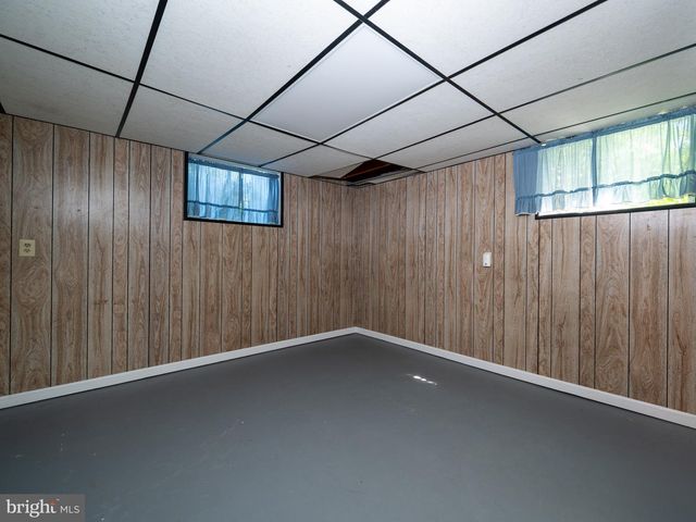 6108 EVERGLADES DR, Alexandria, VA 22312