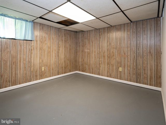 6108 EVERGLADES DR, Alexandria, VA 22312