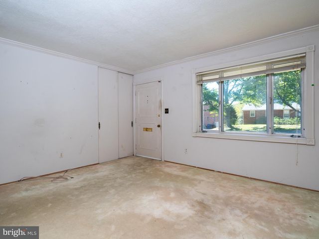 6108 EVERGLADES DR, Alexandria, VA 22312