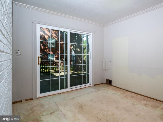 6108 EVERGLADES DR, Alexandria, VA 22312