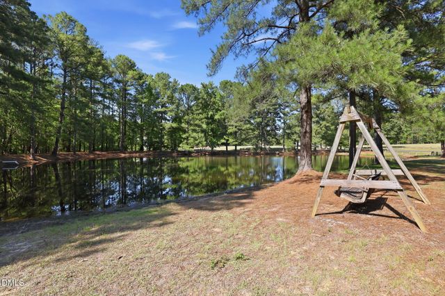 3201 Fox Terrace Drive, Apex, NC 27502