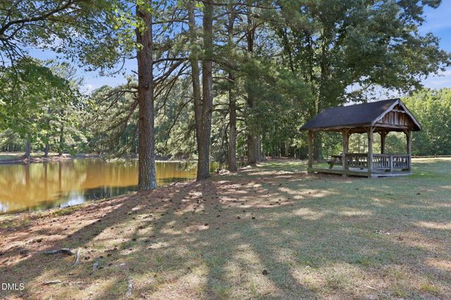 3201 Fox Terrace Drive, Apex, NC 27502