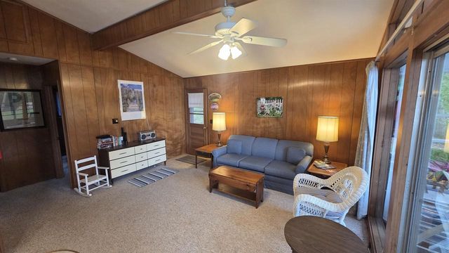 284 S Parker Lake Road, Oxford, WI 53952