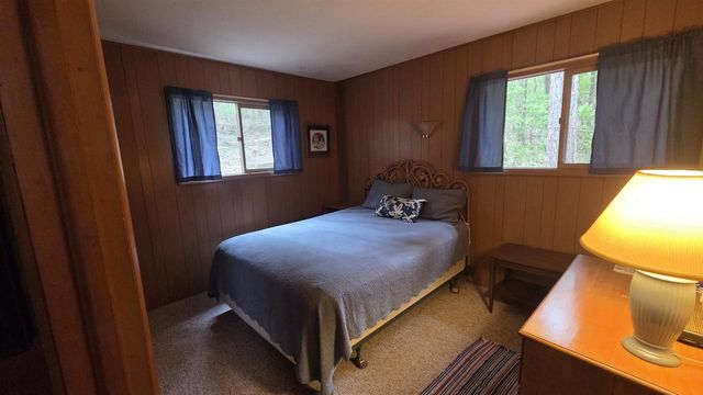 284 S Parker Lake Road, Oxford, WI 53952
