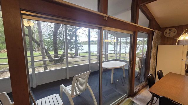 284 S Parker Lake Road, Oxford, WI 53952