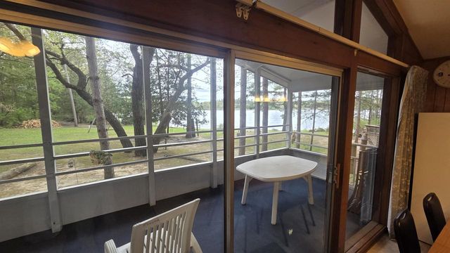 284 S Parker Lake Road, Oxford, WI 53952