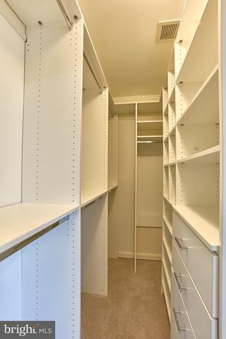 21760 GOOSE CROSS TER, Ashburn, VA 20147