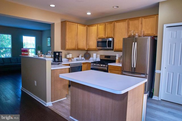 21760 GOOSE CROSS TER, Ashburn, VA 20147