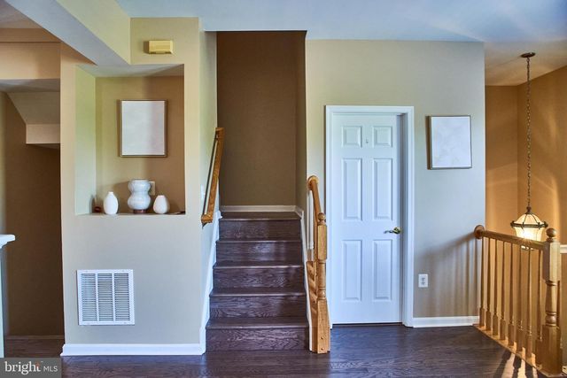 21760 GOOSE CROSS TER, Ashburn, VA 20147