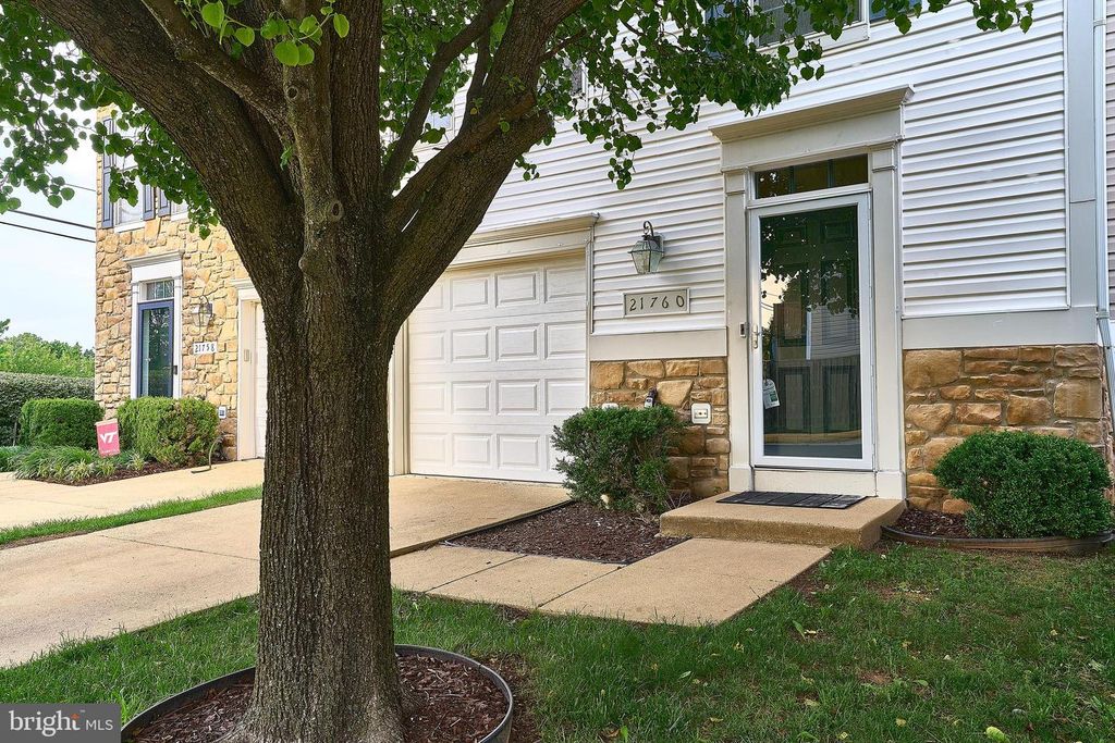 21760 GOOSE CROSS TER, Ashburn, VA 20147