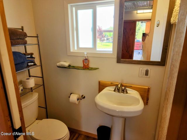 43 Sand Trap LN, Blanchard, ID 83804