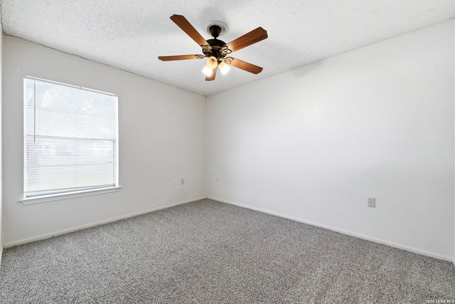 10434 SHALLOW XING, Converse, TX 78109
