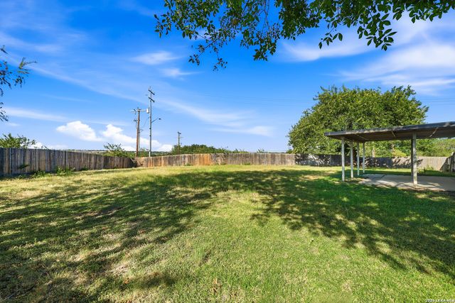 10434 SHALLOW XING, Converse, TX 78109