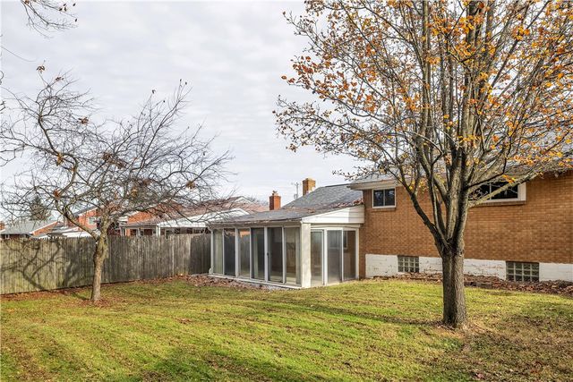 409 Grove Rd, Verona, PA 15147